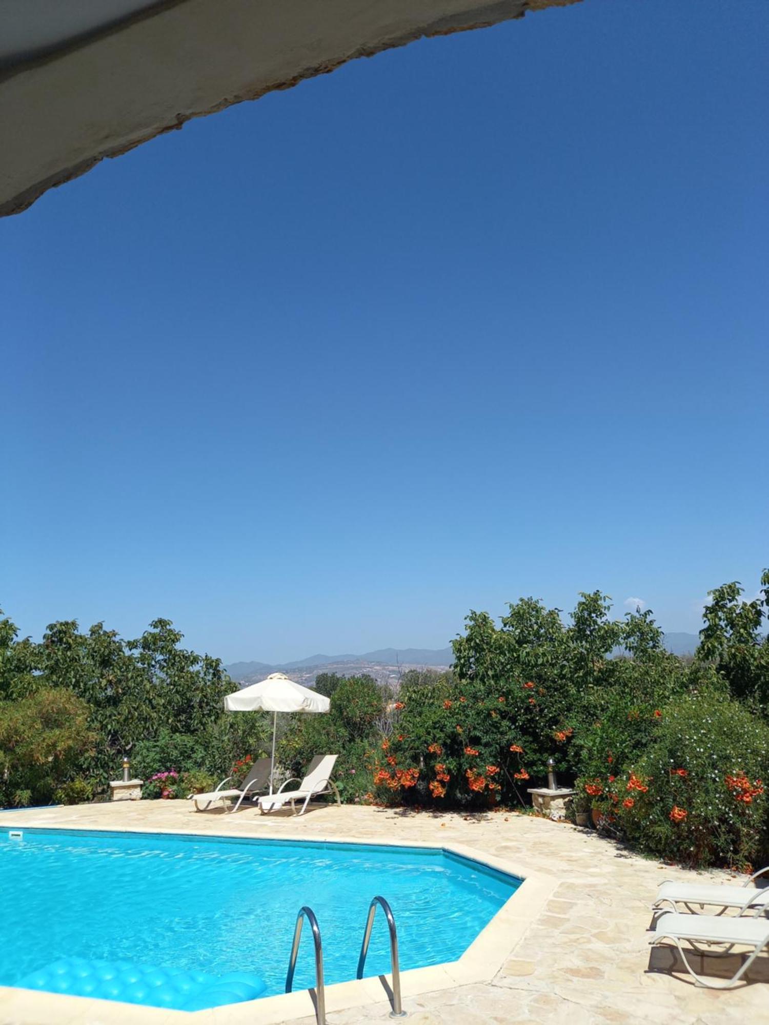 Villa Koumneni Πάνω Ακουρδάλεια Εξωτερικό φωτογραφία